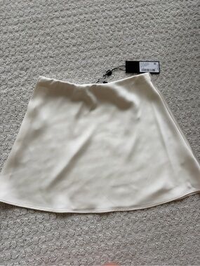 Gianni Bini Ivory Mini Skirt